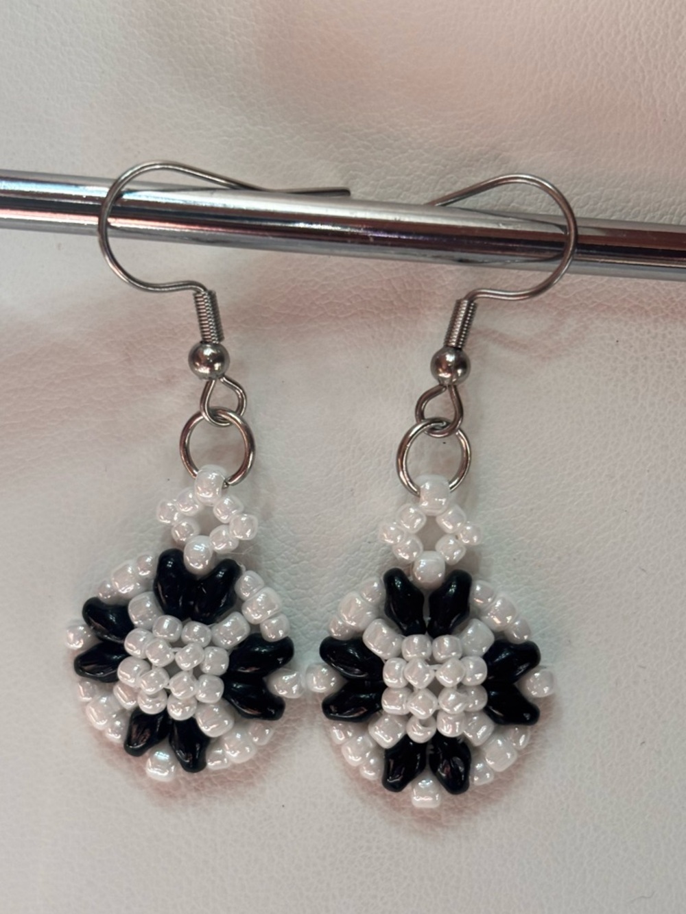Artisan Black and White Beaded Flower Drop Pierced Earrings 2 inches